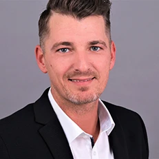 Jürgen Marksteiner-H231_WebP90Q